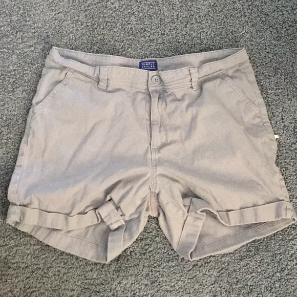Shorts - Picture 1 of 2